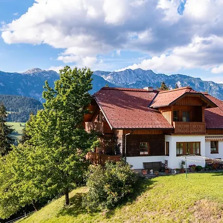 Апартаменты Bucheggerhof *