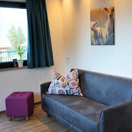 Bucheggerhof Apartment