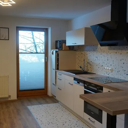 Bucheggerhof Apartment