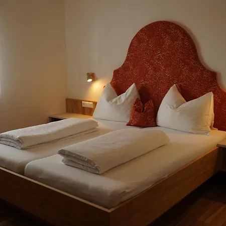 アパート ブッフェガホフ シュラートミンク